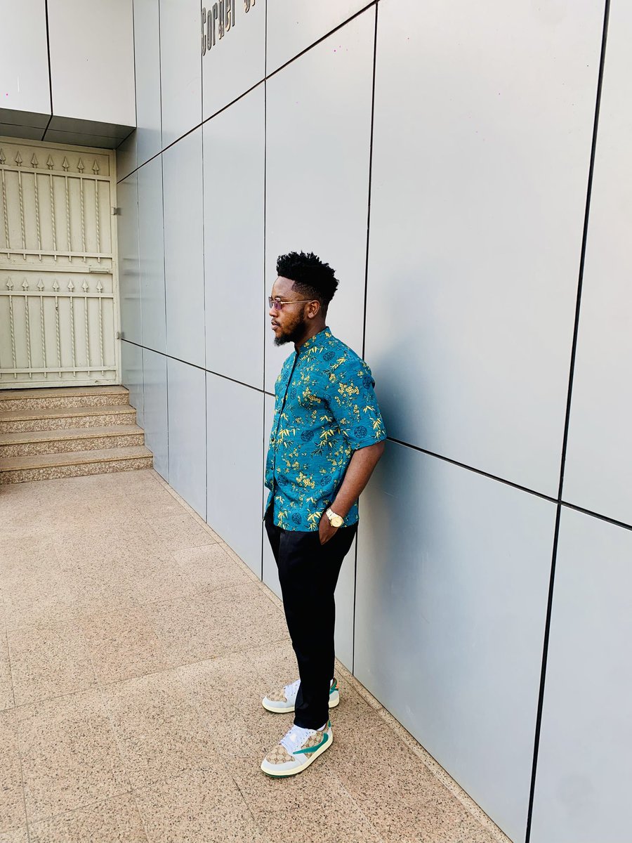 NathanGbelee's tweet photo. Compliments of the season ❄️ 🎄 🎅 🎁 https://t.co/g7GWwEqaqq
