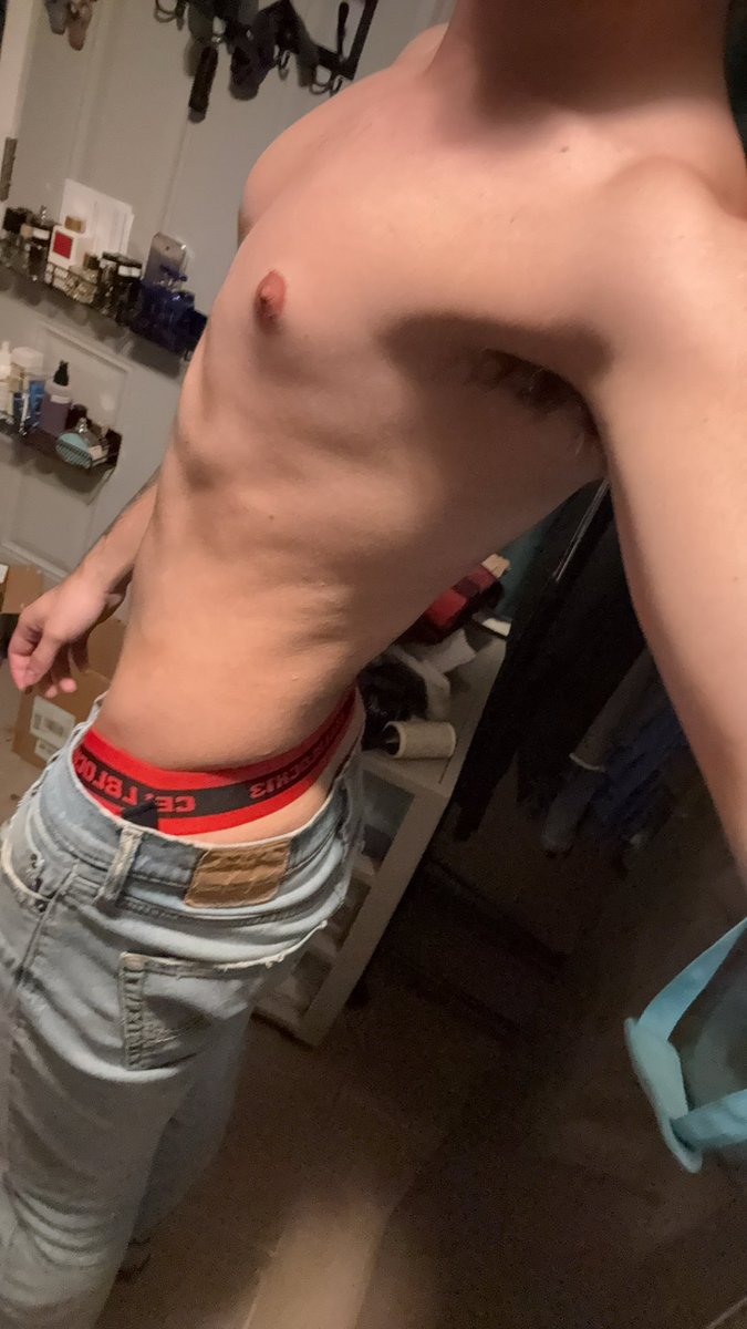 sergiooo143's tweet photo. nothing tastes as good as skinny feels 🛐 https://t.co/jFiECH3eim