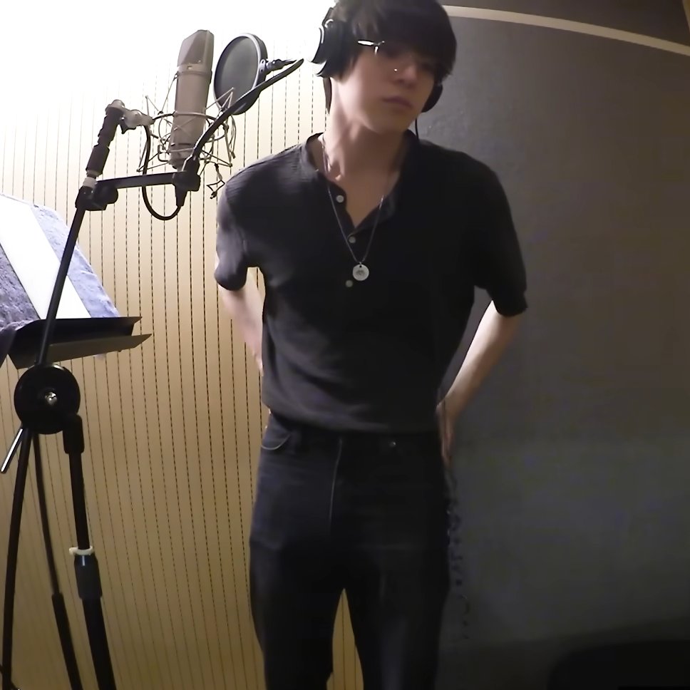 yuyunhos's tweet photo. this outfit >>> https://t.co/ZGOvEn21Yf