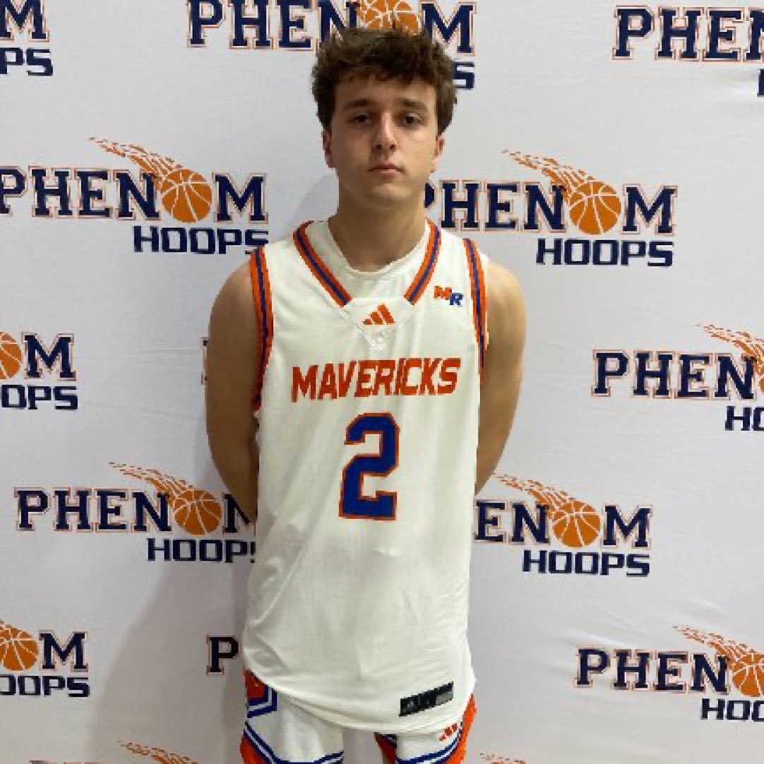 2025 Alex Hutchins has been steady early on, efficiently getting into his shots coming off screens and initiating the offense. He plays with aggression on both ends.  #PhenomNewYearsBash