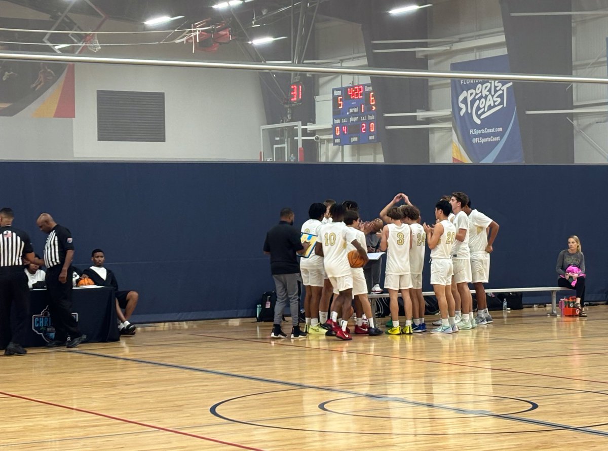 slhsboysbball's tweet photo. Day 1 of the Tampa Bay Christmas Invitational! Seahawks Win 68-53 over Grant County High School (Kentucky), and move to 10-2 this season!

Saturday - Day 2 - We play at 12:45pm on Court 8 at the Wiregrass Ranch Sports Complex! Go Sunlake🏀 https://t.co/49GcKWMow2
