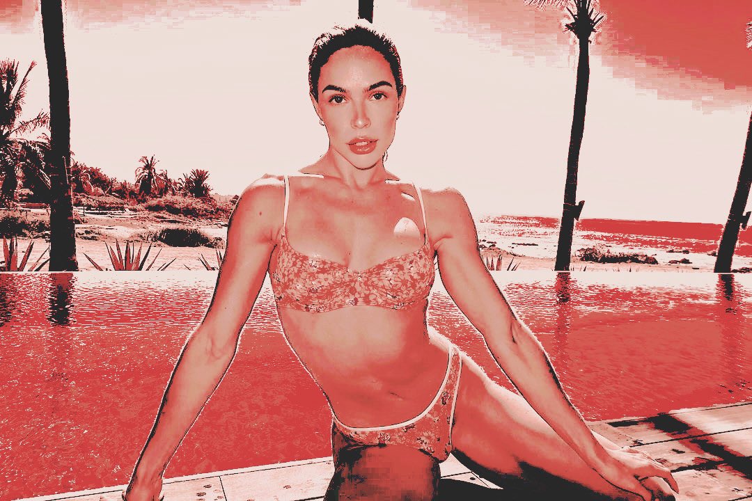 modelantics tweet picture