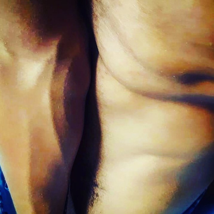 Azraelsnephilim's tweet photo. Returning to NSFW possibly for limited time.

🖤26
🤍 Hetero (unfortunately)
🖤Dom
🤍he/him
🖤U.S.A.
🤍5'8
🖤Kinks include bondage, praise, degrading, teasing light CNC etc.
🤍Not interested in blood, gore, ddlg, ageplay, bathroom play 

Like and RT if you wanna be friends 😇 https://t.co/4TbgLfE1ph