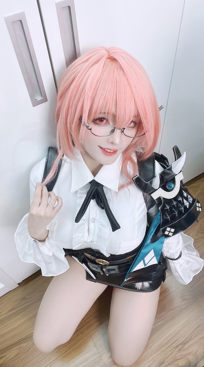 uosacoser's tweet photo. #yanagi https://t.co/dEFIYgco79
