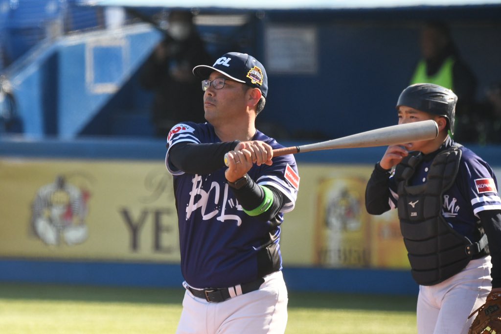 bbhiroshi10's tweet photo. 負け！勝ち！トライ！エラー！三振！
ヒット！ホームラン！泣き！笑い！
応援！

最高な経験でした！

NPB未経験の私が抜擢され、
風穴は開けられたかと思います😊

楽しかったね！

明日からも、
みんな野球上手くなろうぜ☀

#NPBジュニアトーナメント
#BCリーグジュニア
#ノッカー https://t.co/Q1qmDLcbZ4