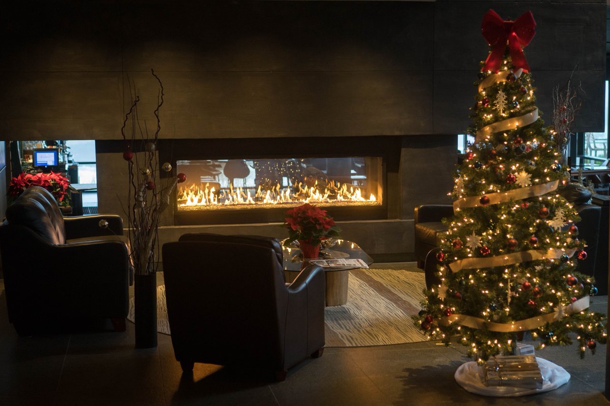blackrockresort's tweet photo. That blissful time between Christmas and New Year’s when you lose track of the days and staying in your PJs is totally acceptable. 😌✨ No rush, no schedule—just pure relaxation. Come unwind at Black Rock and make the most of this cozy pause. https://t.co/j3hG35OUi0