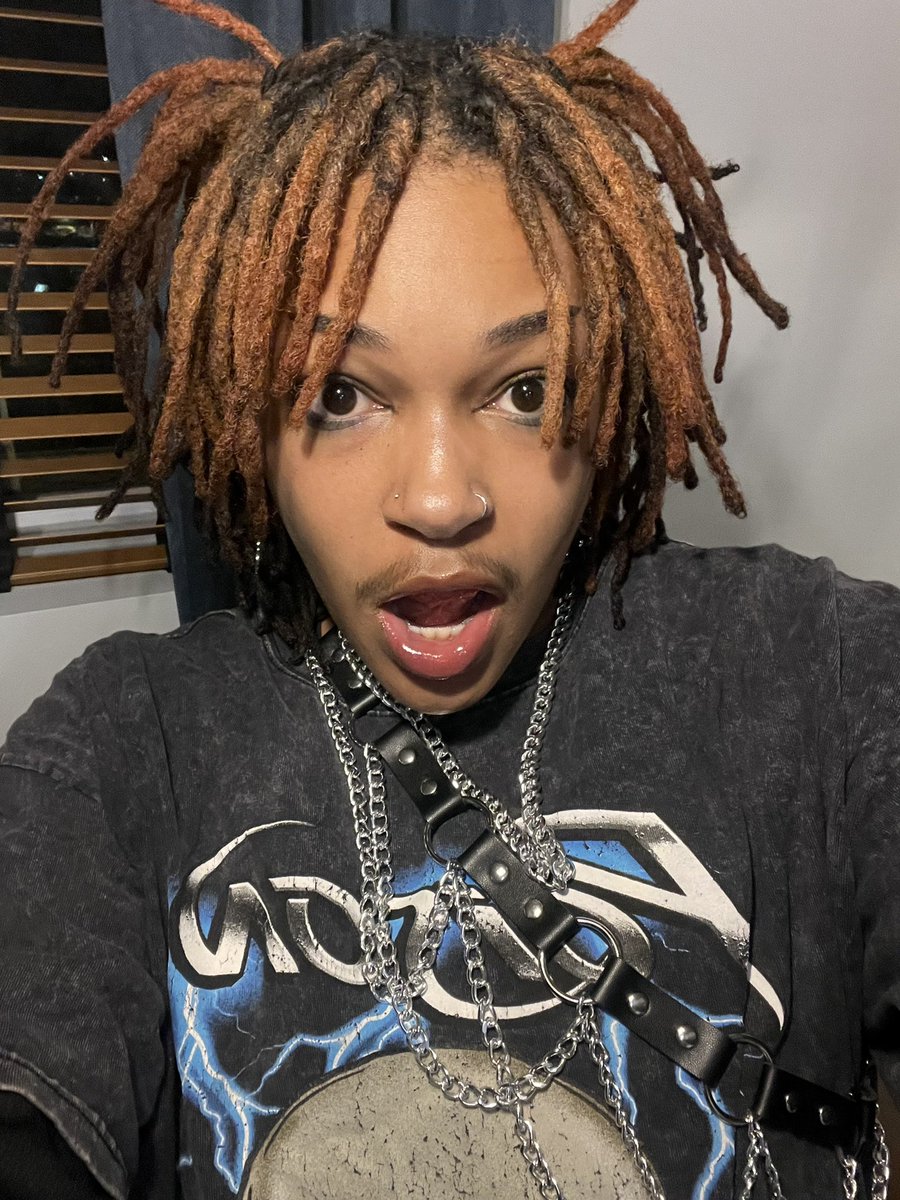 squidbeefs's tweet photo. do u like my antennas? https://t.co/M0Ze1GGg9P