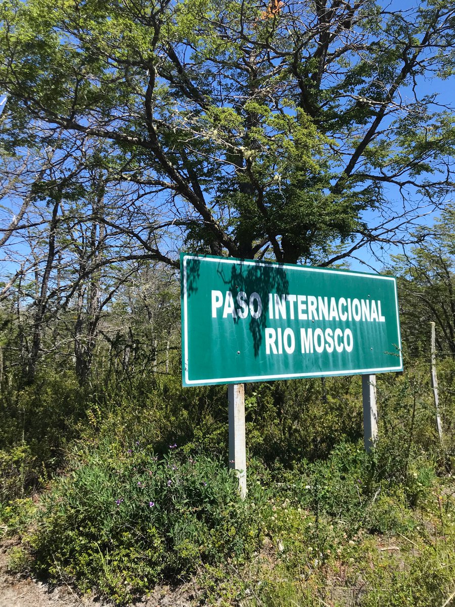 hanssilva_'s tweet photo. En la frontera. Paso Río Mosco, al sur de villa O’Higgins. https://t.co/giUvJCvAE9