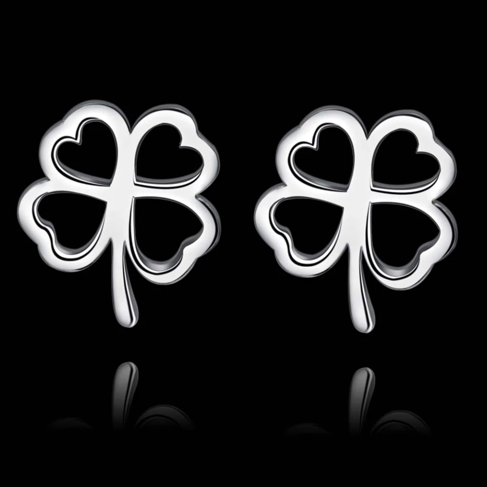 ruby_redsky's tweet image. Lucky silver shamrock stud earrings