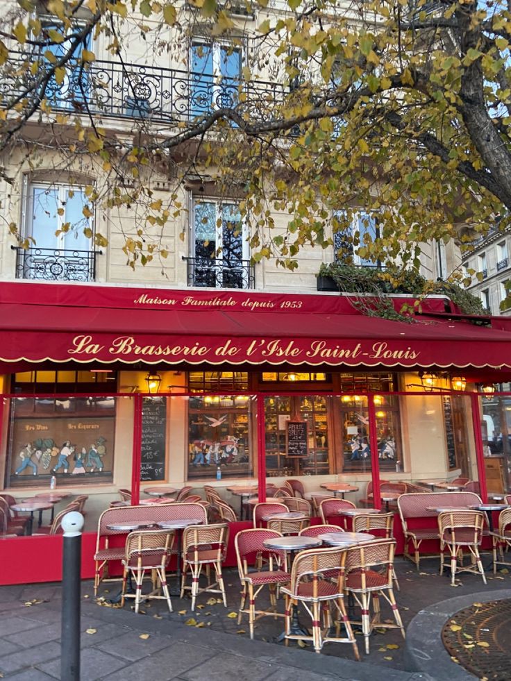 gendokayu2001's tweet image. Build the red cafe❤🍽🌹

~an interactive thread~

#interactivethread #redcolour #cafe

Choose the exterior you like