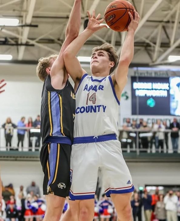NextUpRecruits (@nextuprecruits) on Twitter photo 2025 - 6’0 G Connor Loy (<a href="/ConnorLoy14/">Connor Loy</a>) of Adair County (<a href="/AdairCoBball/">Adair County BBall</a>) had 42 in a win against Mason County.
The unsigned guard is averaging 16.7 PPG. Last season Loy led the state in assists. 2025 - 6’0 G Connor Loy (<a href="/ConnorLoy14/">Connor Loy</a>) of Adair County (<a href="/AdairCoBball/">Adair County BBall</a>) had 42 in a win against Mason County.
The unsigned guard is averaging 16.7 PPG. Last season Loy led the state in assists.