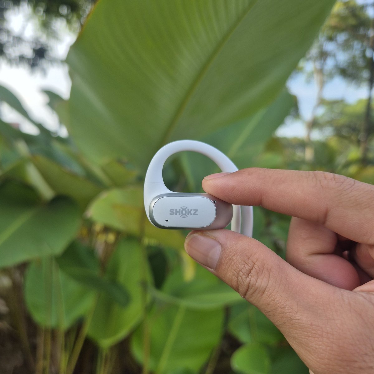 miniberlarilari's tweet photo. 3 KATA UNTUK OPENFIT AIR
1. MESRA POKET
2. RINGAN
3. SELESA
Purchase at @novemalaysia
#ShokzMY #shokzmalaysia #OpenFitAir #ShokzMYxRRC @shokzmalaysia @riseup.rrc
#RiseUp #RiseUpCommunity #RRC #PaksaSampaiSuka https://t.co/AbeW8N1TYq