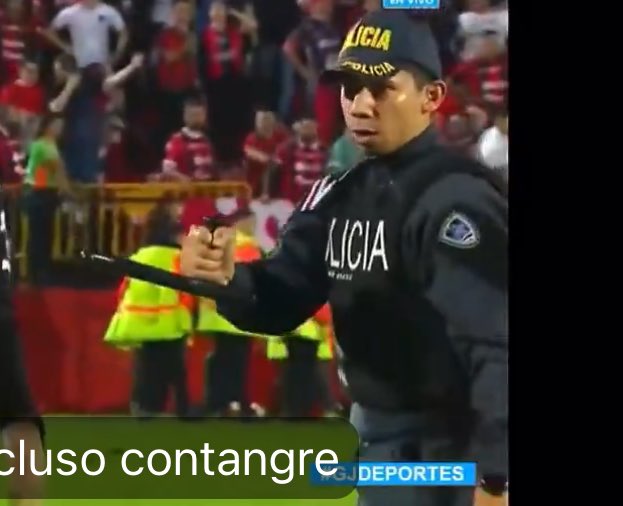 @tdmas_cr <a href="/NunezBrendy/">Brendy Nuñez Hidalgo</a> CARLOS MARTINEZ ES TAN MALO QUE SE HIZO POLICIA