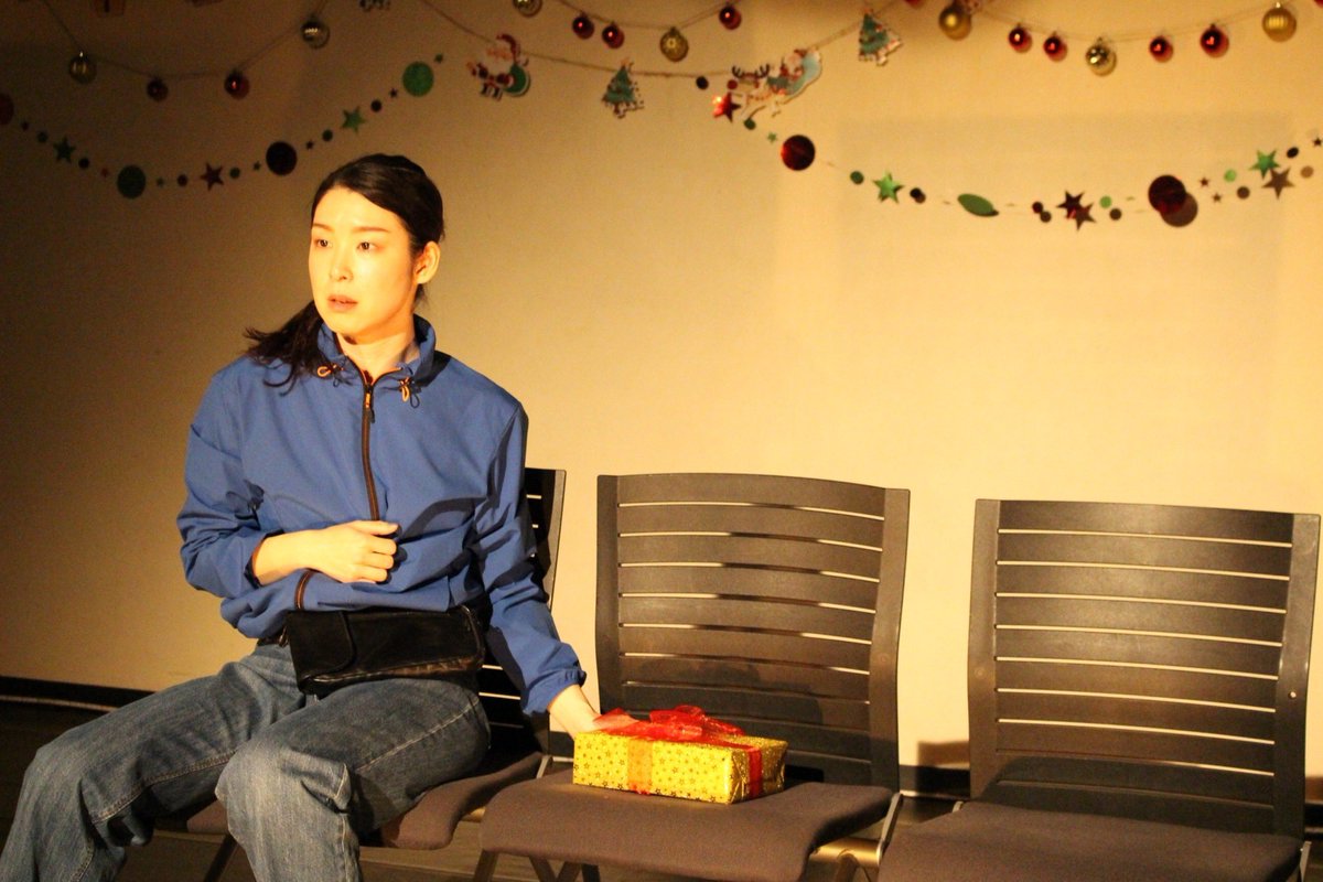 今回涙ながらにご感想を伝えてくださるお客様がたくさんいらして、もらい泣きしました
お一人お一人のクリスマスの思い出や家族への想いやふと蘇った過去の風景が伝わってきて
胸がいっぱいになりました

そんな作品の一部を担えたこと
とても幸せです

#ちゅらヒカムナ 
#ふるえてとどけ