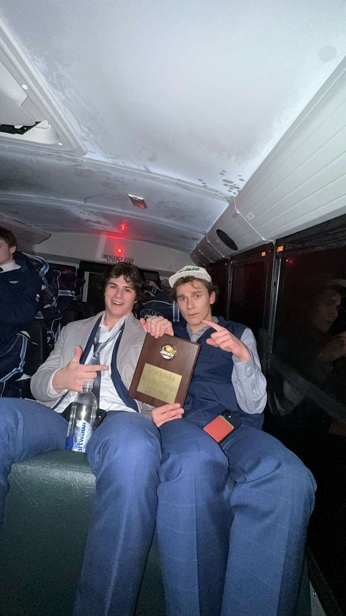 Medfield Boys Hockey tweet media