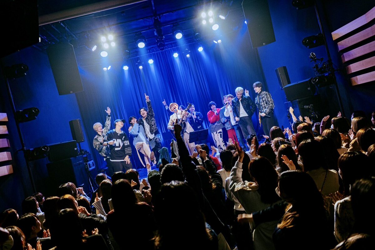とにかくエネルギッシュな夜でした🔥

主催のTOMIくんの人柄がそのままイベントの素敵な雰囲気になってて、感動🥹

全員でラララ大合唱、最高だったね！

お越し下った皆さん、配信見てくれた皆さんありがとうございました😊

まだ配信アーカイブもあるようなので是非
☘️

#Warmup