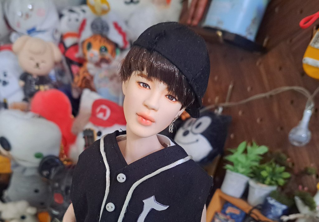 hinakino427's tweet photo. ジミンちゃんと、ジミンちゃん、リペイント💜
#マテルドール
#マテルさんを愛で隊
#Matteldoll https://t.co/goVt1TZ5XK