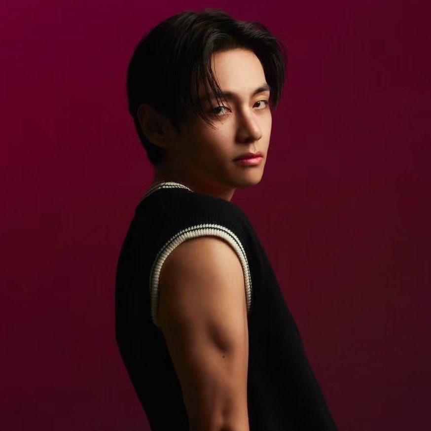 [NEWS] #V was chosen as the 11st Most Handsome Man of 2024 by TC Candler! 👑

—  V was chosen as the Most Handsome Man in 2017!
CONGRATULATIONS V
CONGRATULATIONS TAEHYUNG