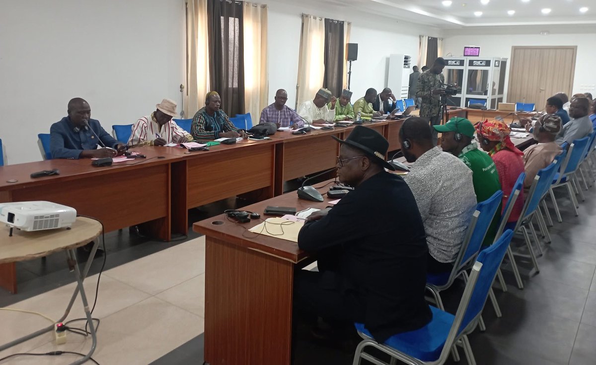 rbm_maroobe's tweet photo. Du 27 au 28 déc. 2024 à Lomé, le #ROPPA et ses partenaires plaident pour intégrer le pastoralisme dans les plans communaux, renforcer son rôle économique et promouvoir des politiques locales durables en Afrique de l’Ouest. #MOPSS_2 #RBM https://t.co/oXyycPwg1W
