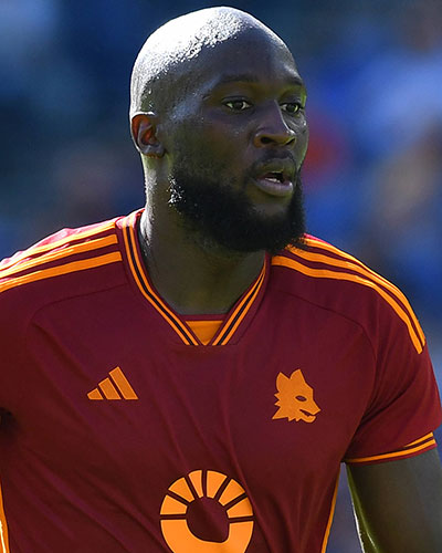 OOC_LACOBRAAA's tweet photo. ROMELU LUKAKU 🪨 // ¡ESCÓNDETE! AHÍ VIENE EL OTAKU 🗣️🗣️ https://t.co/Dm2OTti1mZ