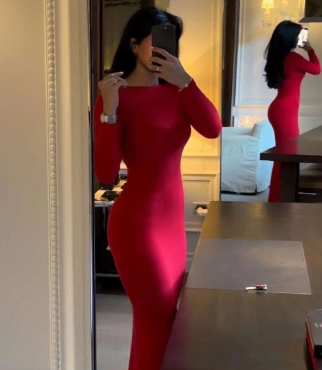 Sarah tweet media