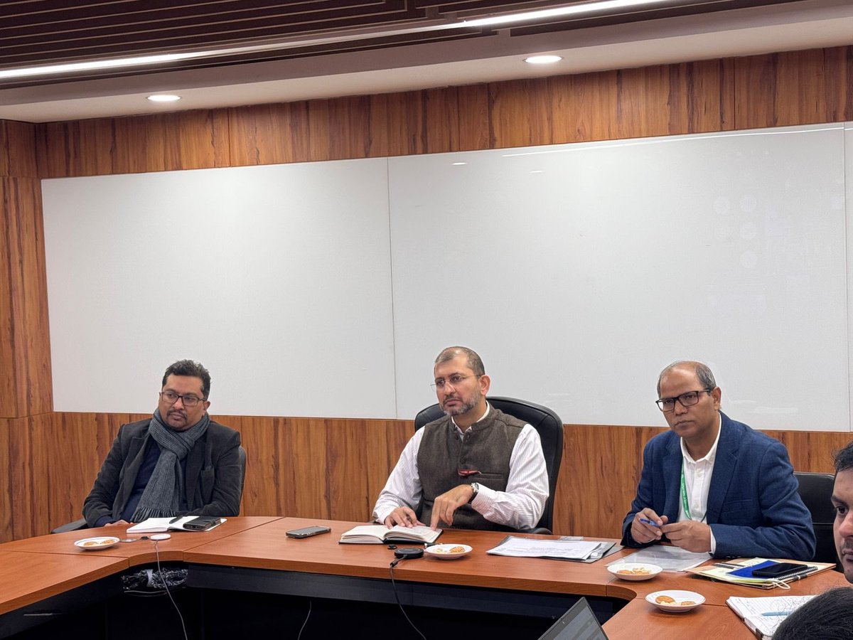An Open House meeting Chaired by Sh. S Bhagat, JS(OE)&amp;PGE was held on Dec 27 and addressed the queries/grievances of RAs. Issues pertaining to despatch, lack of receipt of RC booklet, etc were discussed during the session.