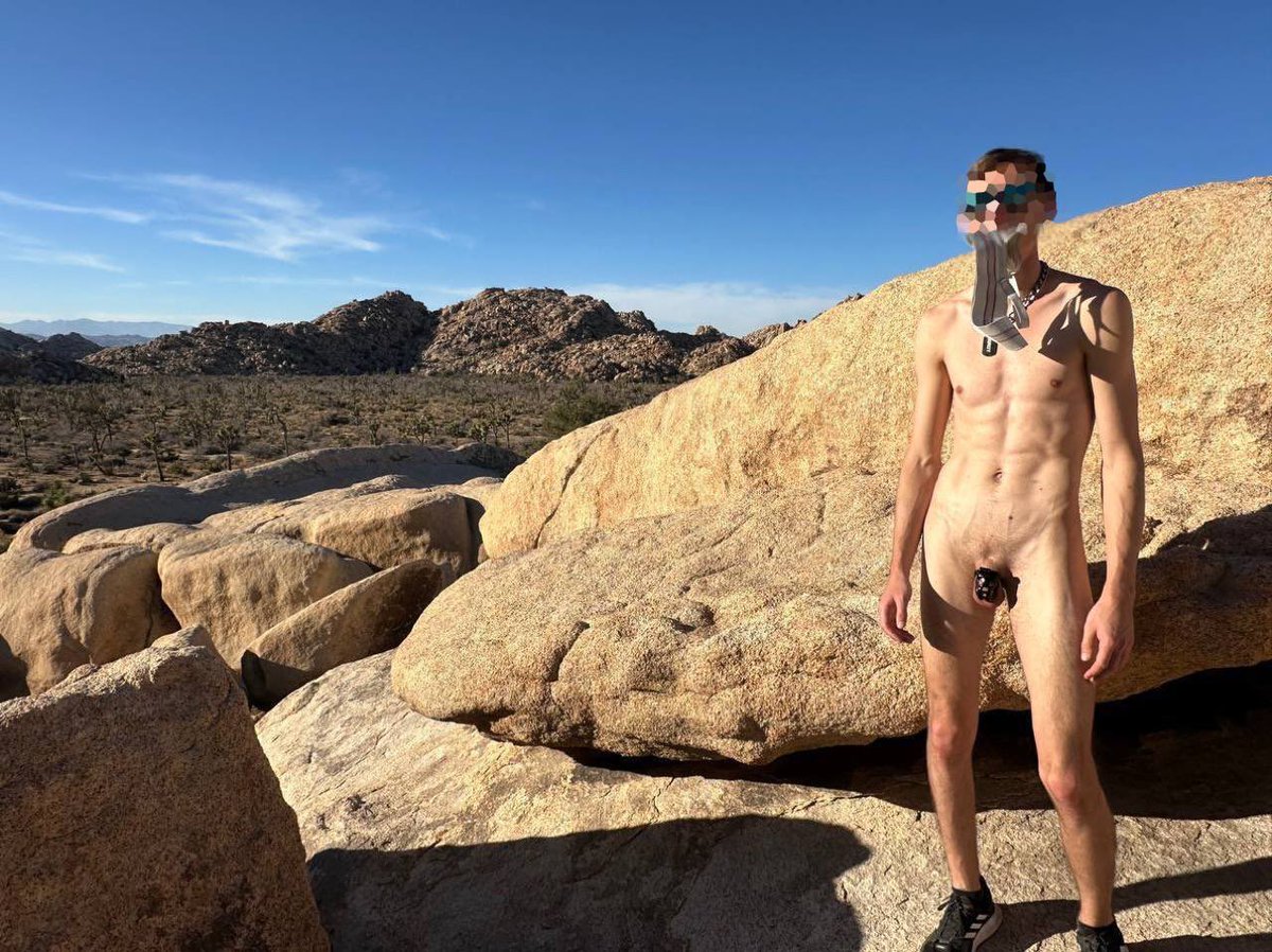 You guys are going to give my clothes back after the pic right? Right?! 😨

#lockedbros #chastity #betapup #domsub <a href="/GayChastityRTs/">Gay Chastity Retweets - 68K</a>