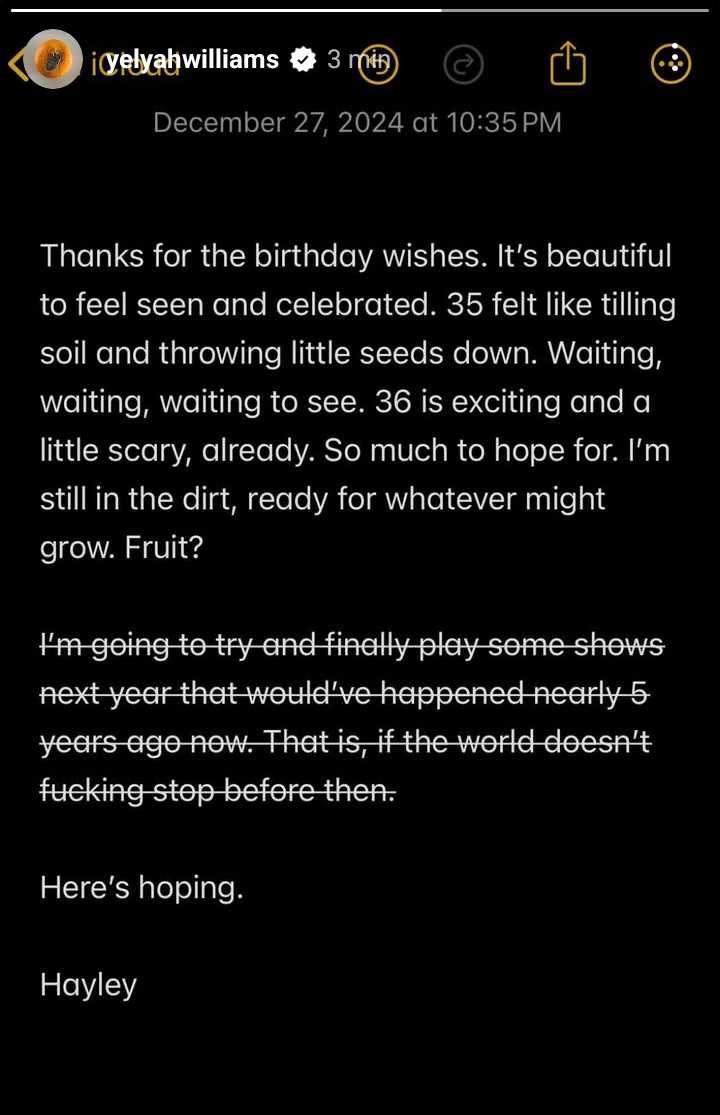 🚨 Novo story de Hayley no Instagram: 

"Obrigada pelos recados de aniversário. É bonito me sentir vista e celebrada. 35 foi como arar a terra para jogar nela pequenas sementes. Esperando, esperando para ver. 36 é uma idade animadora e já um pouco assustadora. Muitas coisas pelas