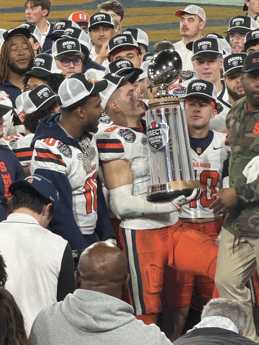 10 win season feels great!  Raise the trophy! 🏆 🍊🧡