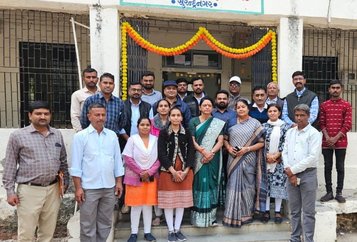 dcpusrn's tweet photo. ગુજરાત રાજ્ય બાળ અધિકાર સંરક્ષણ આયોગ, ગાંધીનગર ની સુરેન્દ્રનગર જિલ્લા મુલાકાત
બાળકો સબંધિત કામગીરીનું નિરીક્ષણ તથા સમિક્ષા બેઠક કરવામાં આવી
@CollectorSRN @Gujaratscps @SPSurendranagar @Info_SNagar_GoG https://t.co/EB2IPo4GzC