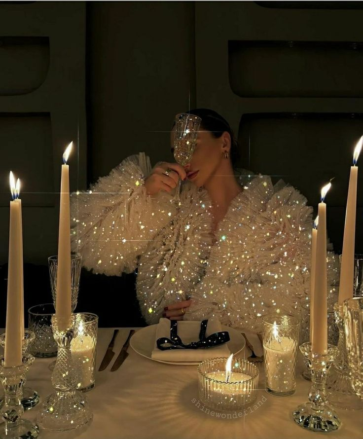 etherealdior's tweet photo. new years eve vibe 🪩🥂 https://t.co/H7vJJY0csJ