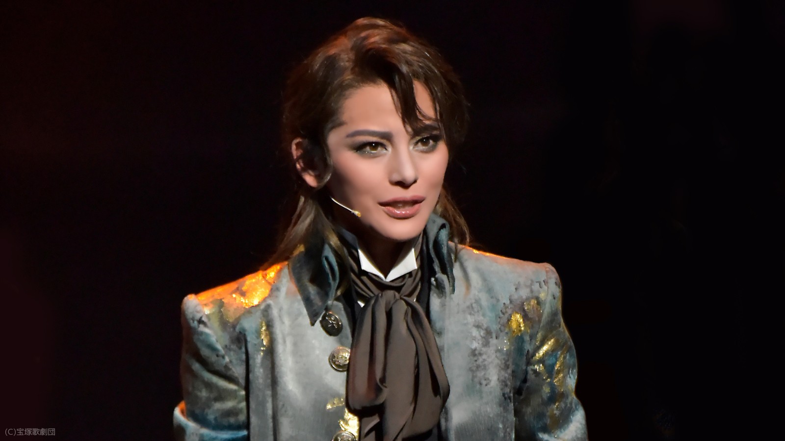 ブルーレイ 雪組 朝美 絢 ミュージカル『愛の不時着』（通常版