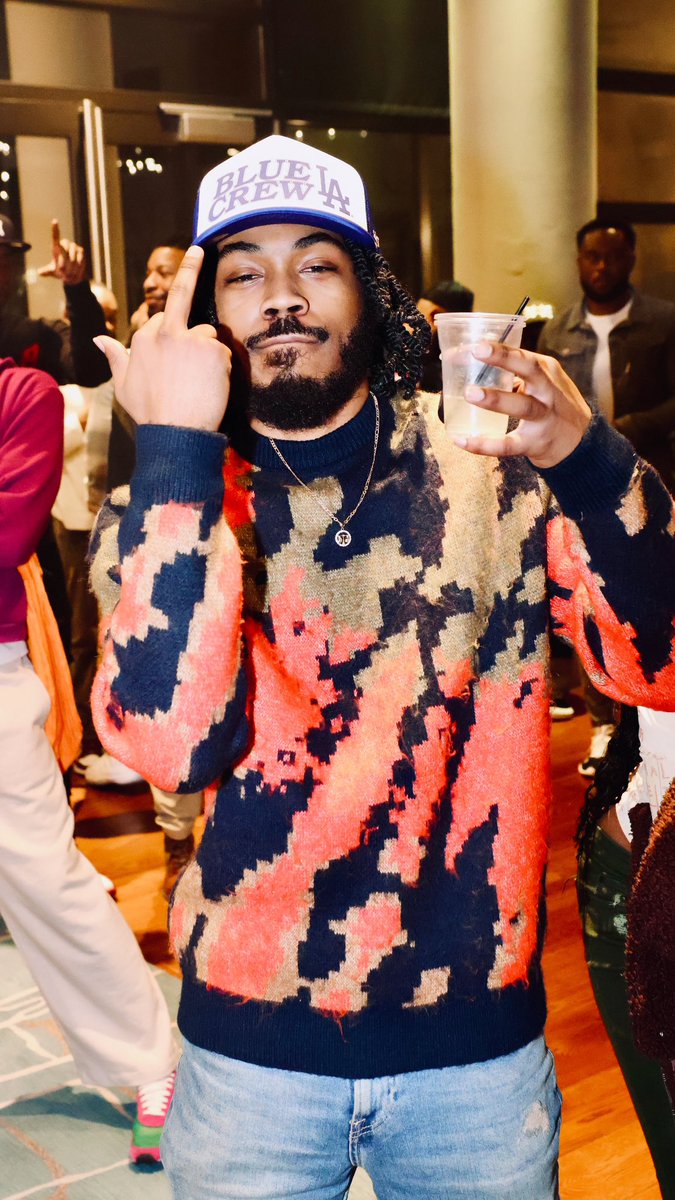 ion love outside no more, I wanna go home tweet media