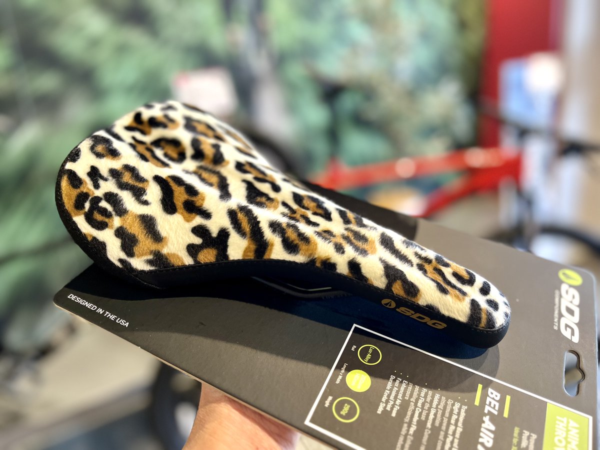 SDGサドルのアニマル柄が復活✨ヒョウ柄＆毛並み風の質感がオシャレな