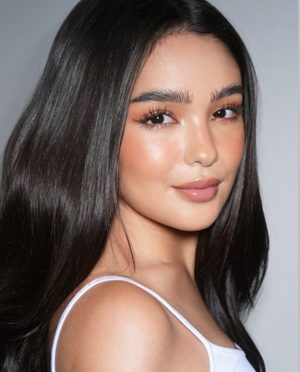 ddrewies's tweet photo. andrea brillantes being named the number one most beautiful woman of 2024 by tccandler! as she should, congrats blythe 👏 https://t.co/1i928M3ig3