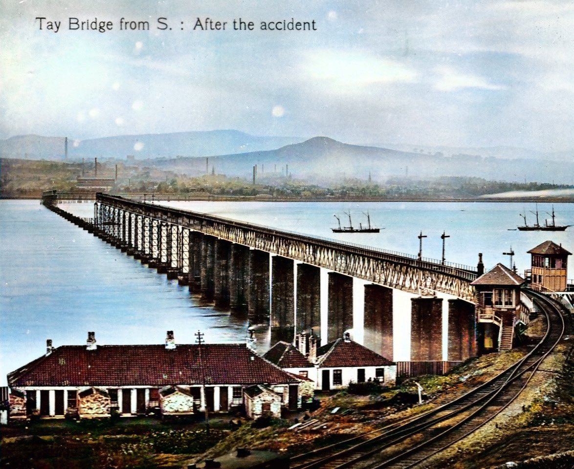 postcard13's tweet photo. Wormit
Dundee
On this day, 28th December 1879,
Tay Rail Bridge Disaster
Old postcards
Post three of three today
#dundee
#rivertay
#wormit
#taybridgedisaster
#oldpostcards https://t.co/XMbW21FWvt