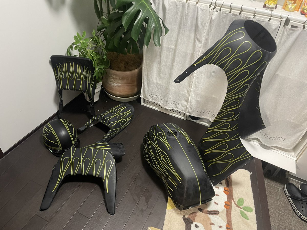 ひろ custom paint tweet media