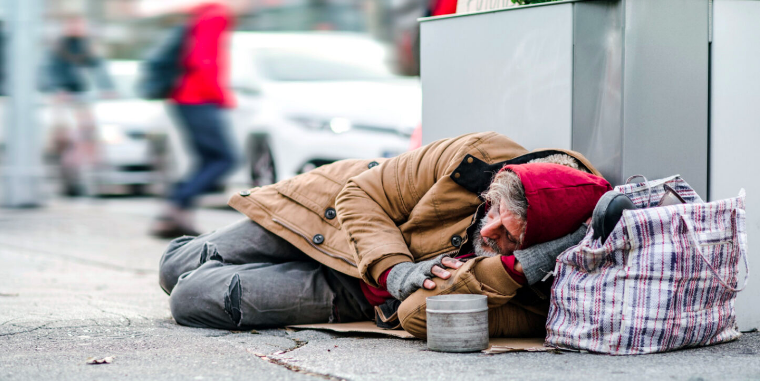 patobig's tweet photo. Number of Homeless People in US up to record 770,000. But Biden administration to send $1.25 bln in military assistance to Kiev @ibiriti @RugyendoQuotes @mukizawabo https://t.co/rmS2SaqVpE