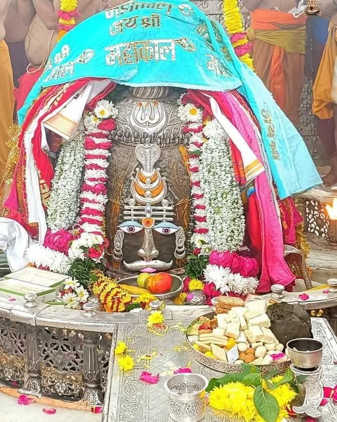 thakkar_sameet's tweet photo. जय श्री महाकाल! हर हर महादेव 🙏 https://t.co/l6LRDjr1If