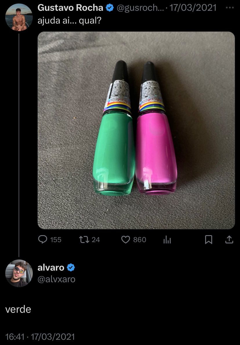 ele já ajudou o marido dele a escolher a cor do esmaltes 🥺