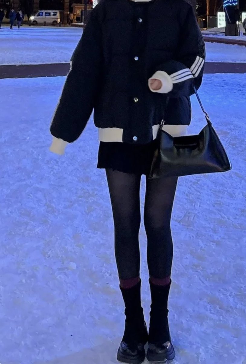 はぁ、昨日の夜中は疲れたな。