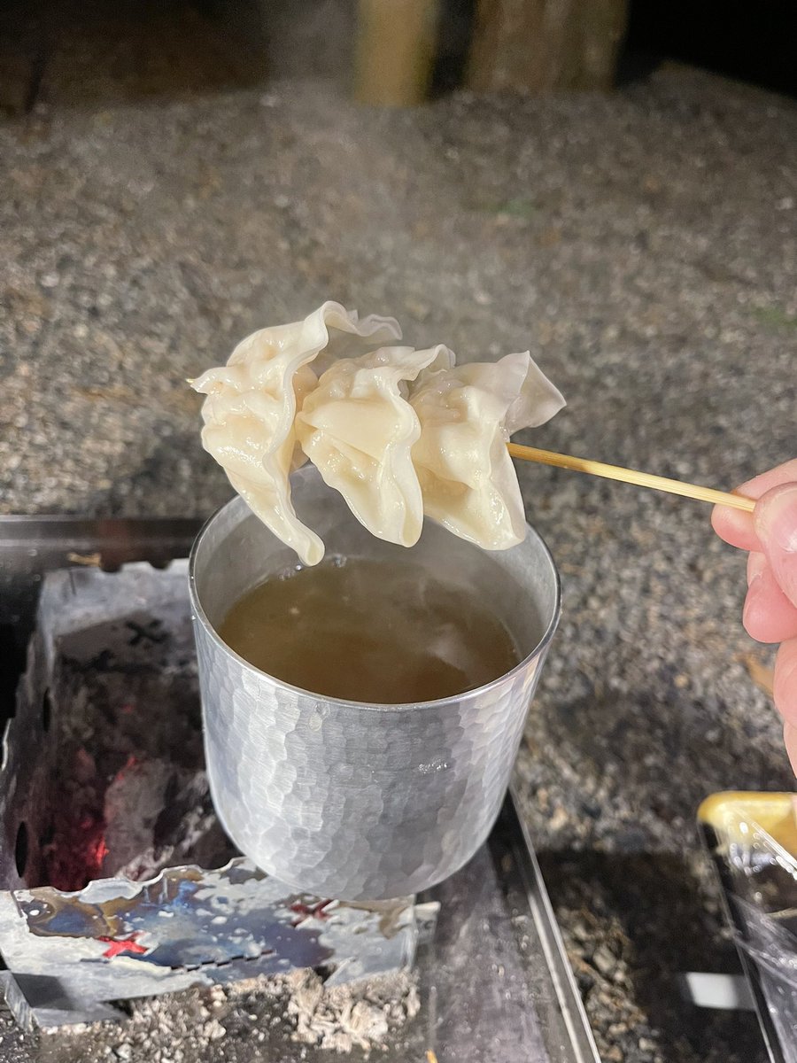 ShoreJigman's tweet photo. 水餃子旨いなぁ〜😋
でもラスト😭 https://t.co/iCfPIZbOsP
