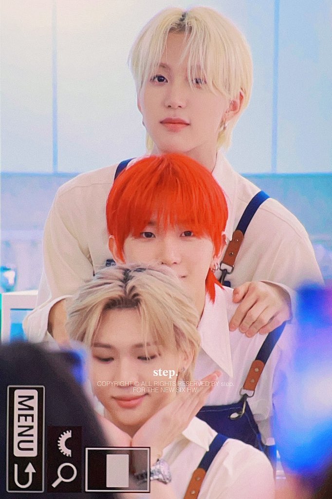 241228 미니팬미팅   탕후루😳😳

#TNX #티엔엑스 #HWI #은휘
#이것도_하나의_스텝이야