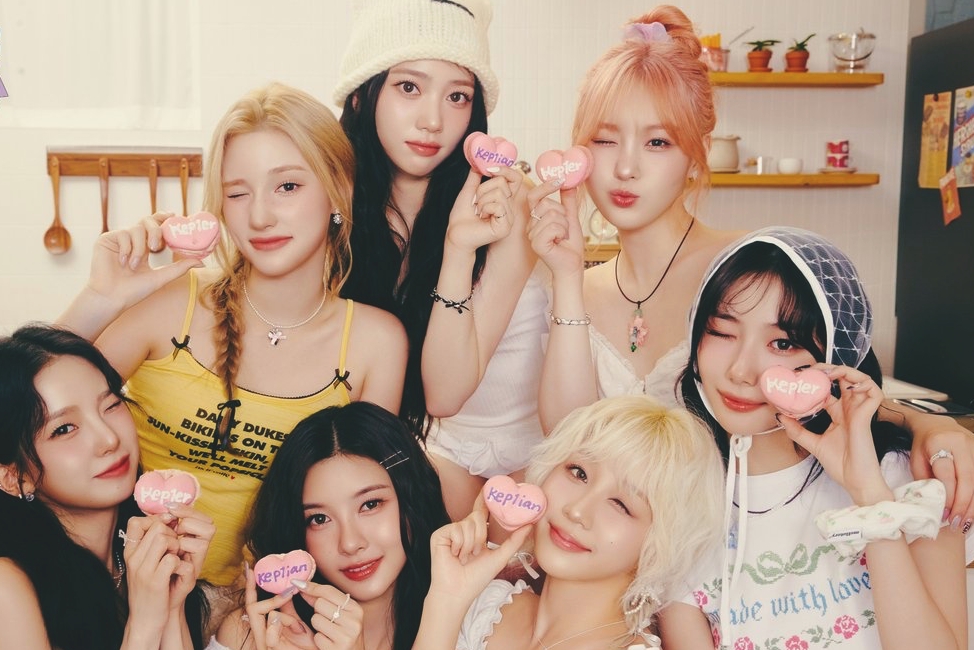 soompi's tweet photo. #Kep1er Cancels Fan Signing Event After 4 Members Fall Ill
https://t.co/PZGKIxMRXt https://t.co/rP5JDotjC0