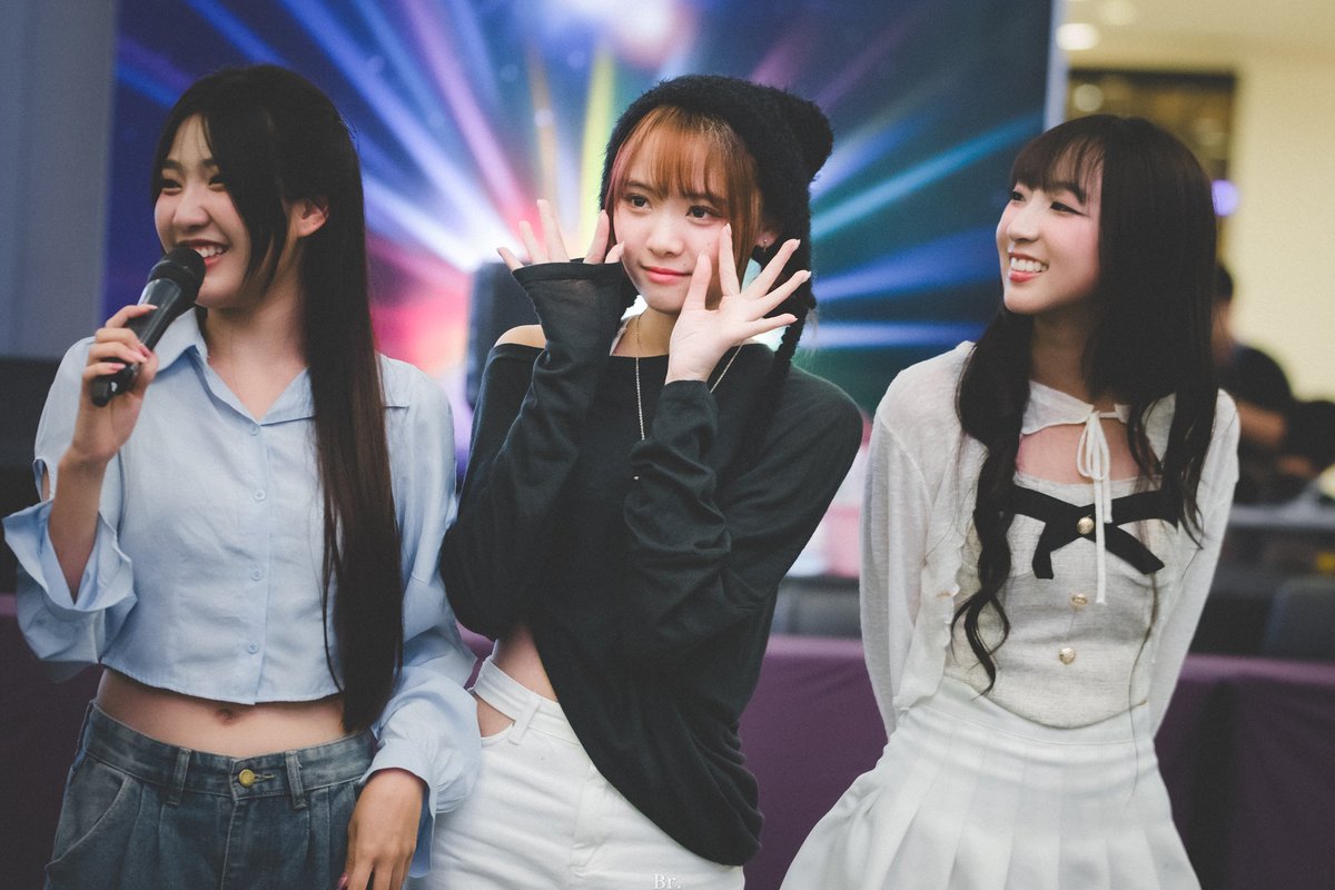 RomeoBeer1's tweet photo. Day 362 of 366 🤏🏻🩷

#BNK48 
#YoghurtBNK48 
#2024_366DaysForYo https://t.co/KOgEh6Nzvn