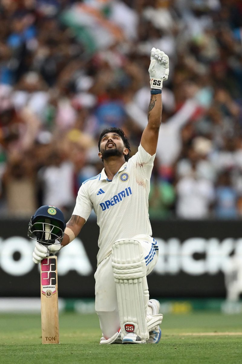 Subrata131095's tweet photo. NITISH KUMAR REDDY 🫶🏻🥺 💯 sensational performance 🕉️🕉️🕉️

#nitishkumarreddy  #BGT2024 #bordergavaskartrophy2024 https://t.co/6hLr3Yuit5