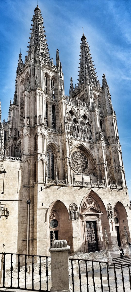 Un Bien Patrimonio Mundial...¡como una Catedral! 
📷 @Pablux82