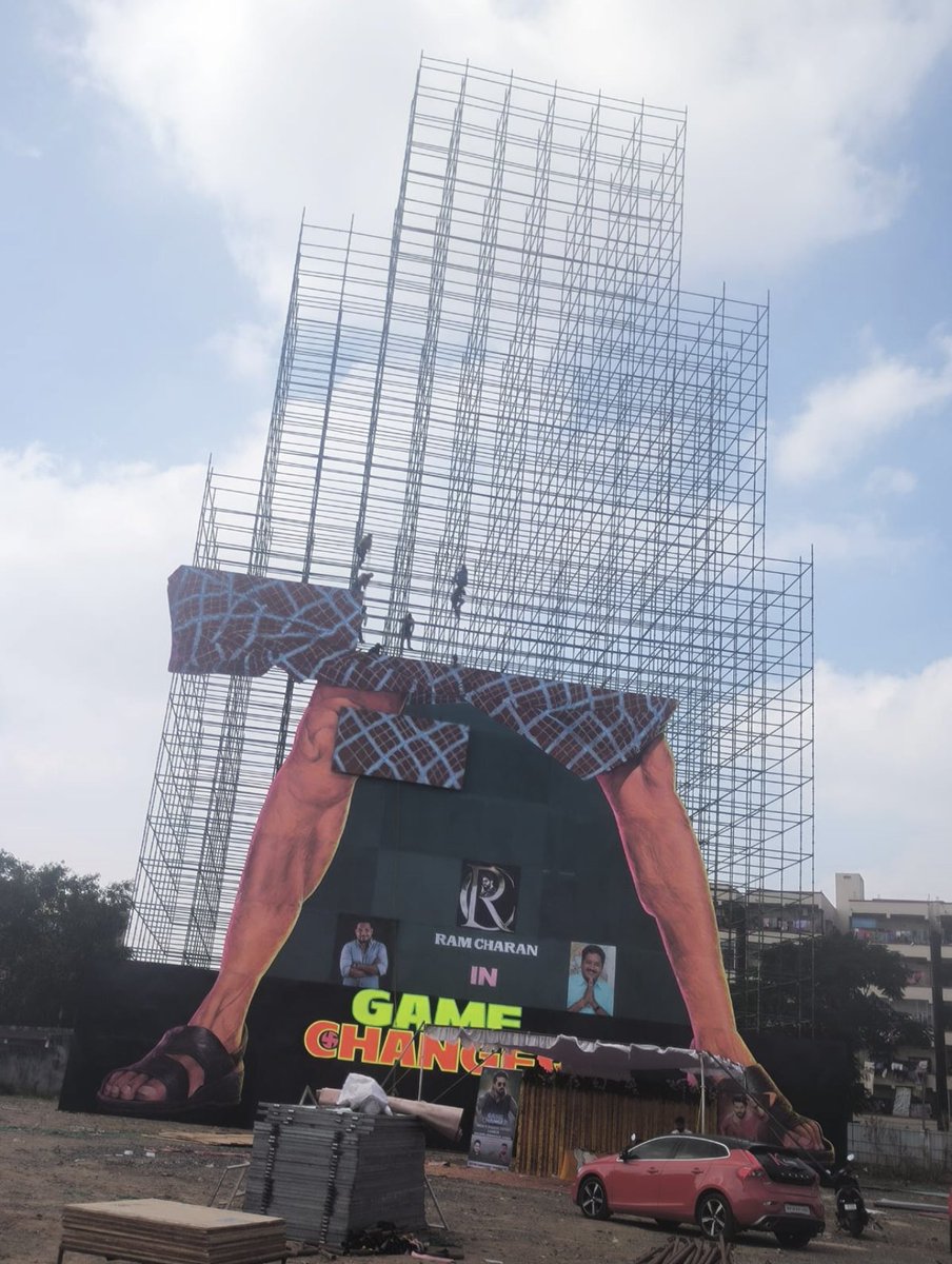 cherry_muvva's tweet photo. 256 Feet Cut Out Loading -
Vijayawada
@VijaywadaTeamRC #GameChanager #RamCharan #cultfans https://t.co/okcGOvgXEb