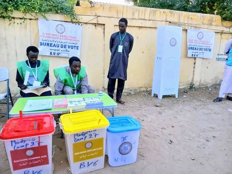 NouvellesTd's tweet photo. Les Forces de défense et de sécurité et les nomades sont appelés aux urnes ce 28 décembre 2024. Les civils votent demain 29 décembre 2024.
#Tchad #legistaltive2024 #Communal2024 #Provincial2024 https://t.co/1gHJwsSllj