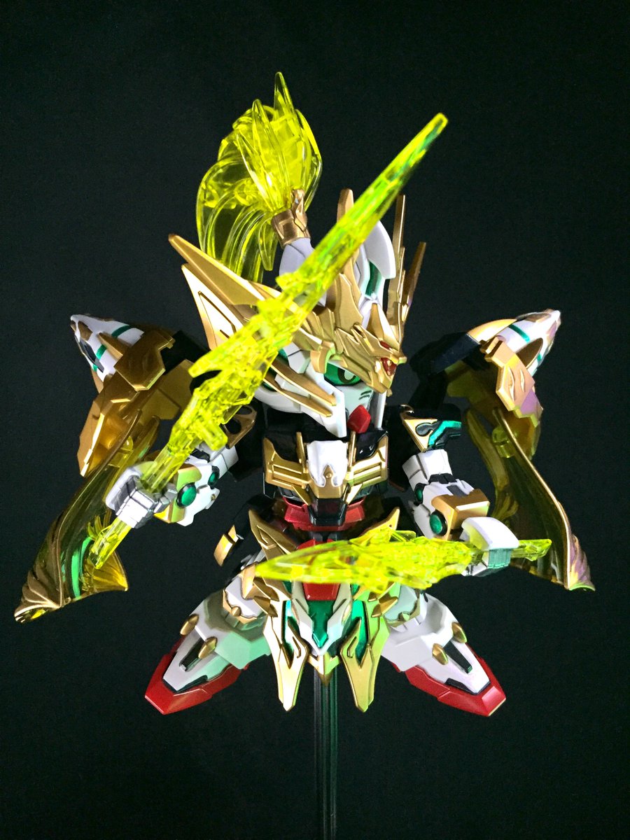趙雲ダブルオーガンダムコマンドパッケージ
いつもクリアパーツのゲート跡が綺麗に直せない。
ヤスリで削っても白くなる。だからカッターで削って塗装で誤魔化す。
ゲート跡が白なのでエナメルの黒を注いで目立たなくしています。
#ガンプラ #SDガンダムワールドヒーローズ #SDガンダム　#三国創傑伝